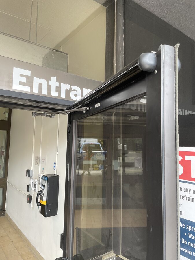 Full commercial entrance door system installation